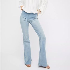 Free People NWT Flare Penny Pull-On Jeans